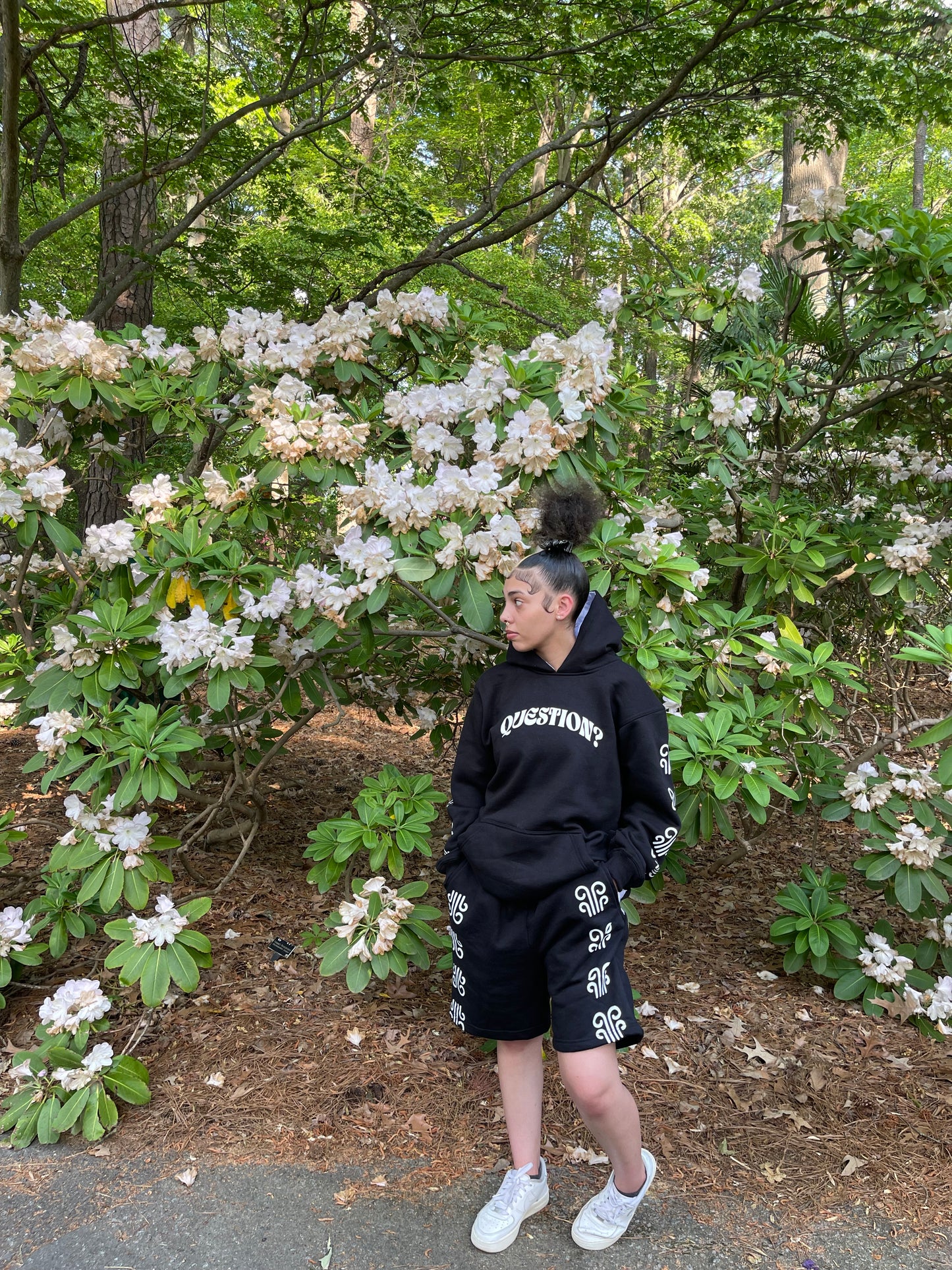 Question? Satin-Hoodie