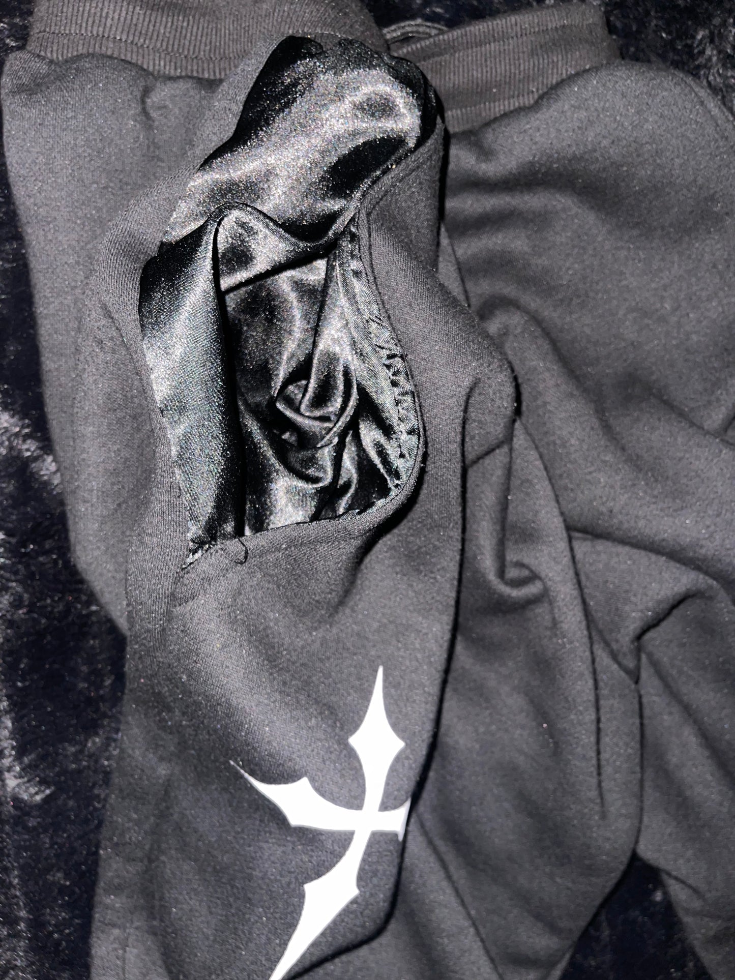 Yeshua Black Satin-Sweatpants