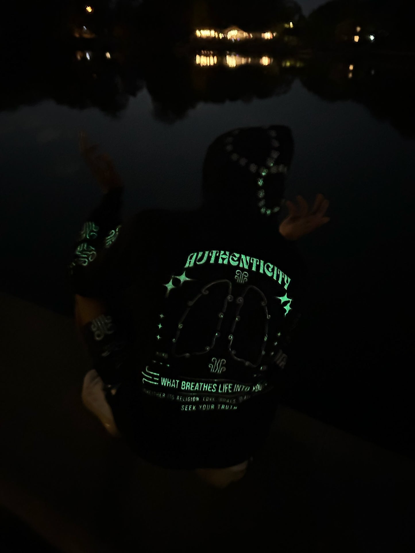 Question? Satin-Hoodie
