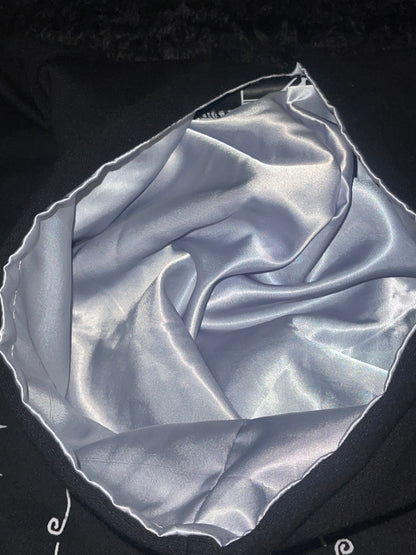 Question?  Satin-Hoodie