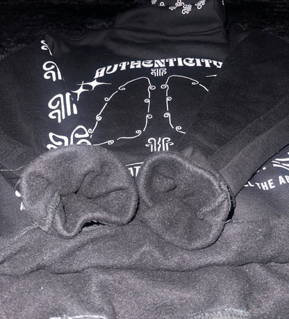 Question?  Satin-Hoodie